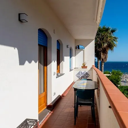 Apartment Seaview Giulia Giardini Naxos