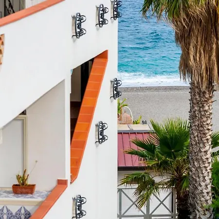 Apartment Seaview Giulia