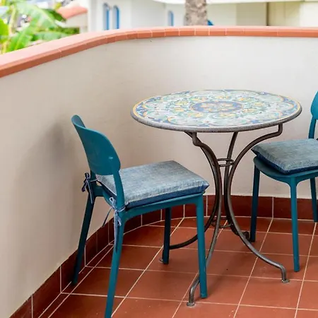 Apartment Seaview Giulia