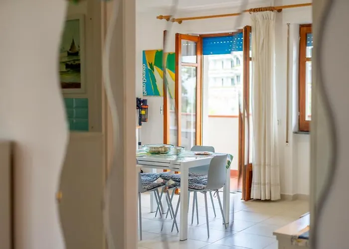 Seaview Giulia Apartament *