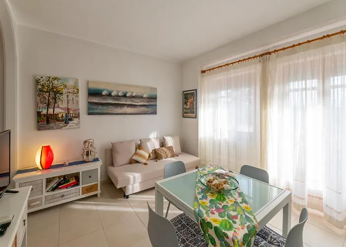 Apartament Seaview Giulia