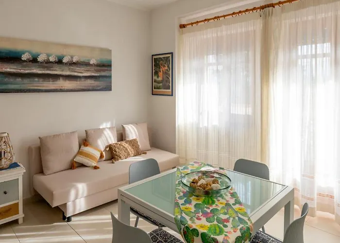 Seaview Giulia Apartament