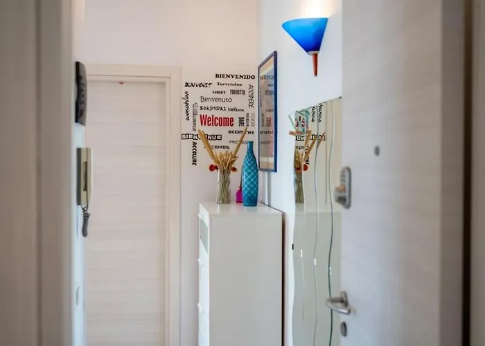 Seaview Giulia Apartament *