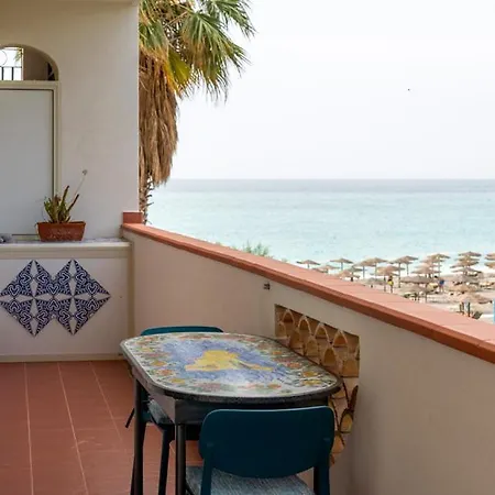 Seaview Giulia